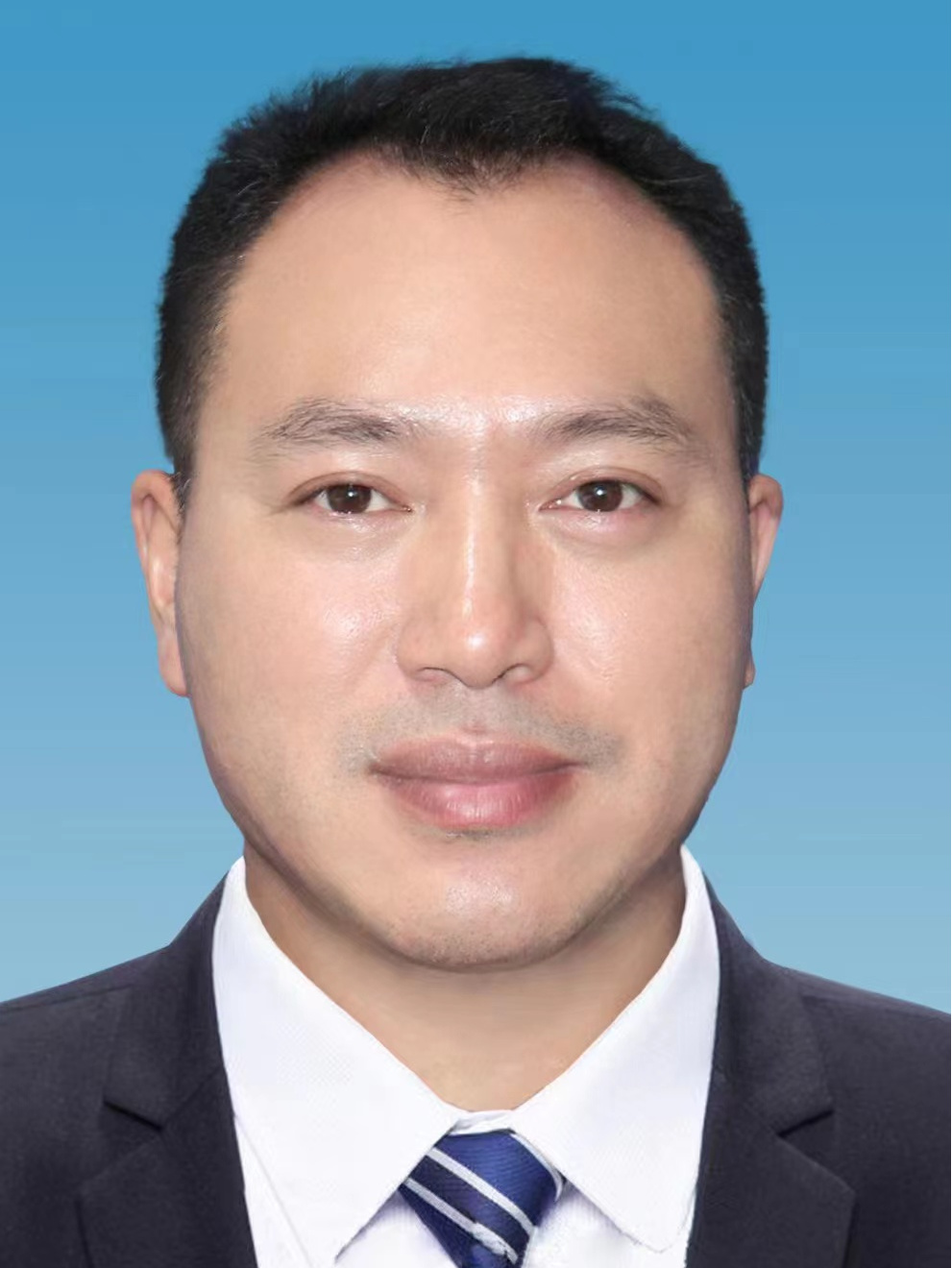 qmwic">刘高辉,男,汉族,1983年10月生,硕士研究生学历,测绘高级工程师