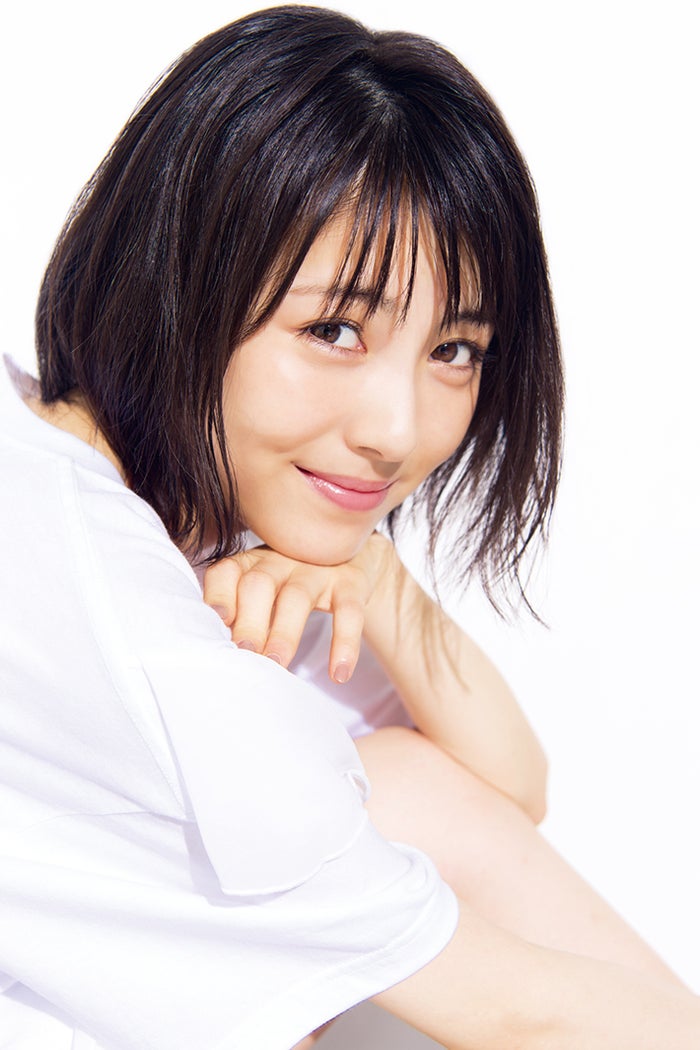  p>滨边美波( i>hamabe minami) /i>,2000年8月29日出生于石川县,日本
