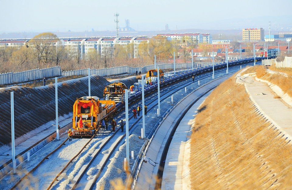  p>郑太高速铁路(zhengzhou-taiyuan high-speed railway),即郑太客专