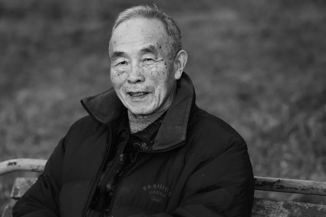  p>孙文光( i>1936年11月—2021年6月25日 /i> )男,汉族,安徽庐江人.