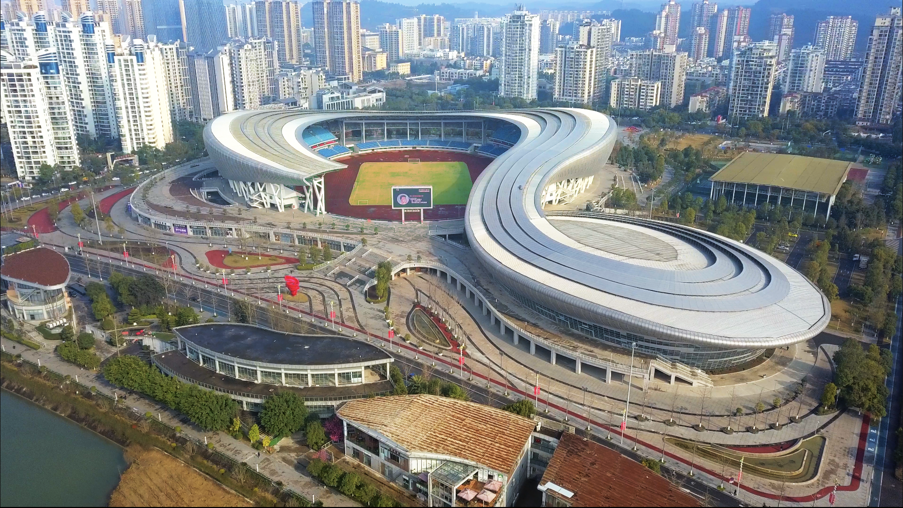 河东新区核心区域,于2012年2月15日开工,为遂宁市承办2014年十二届省