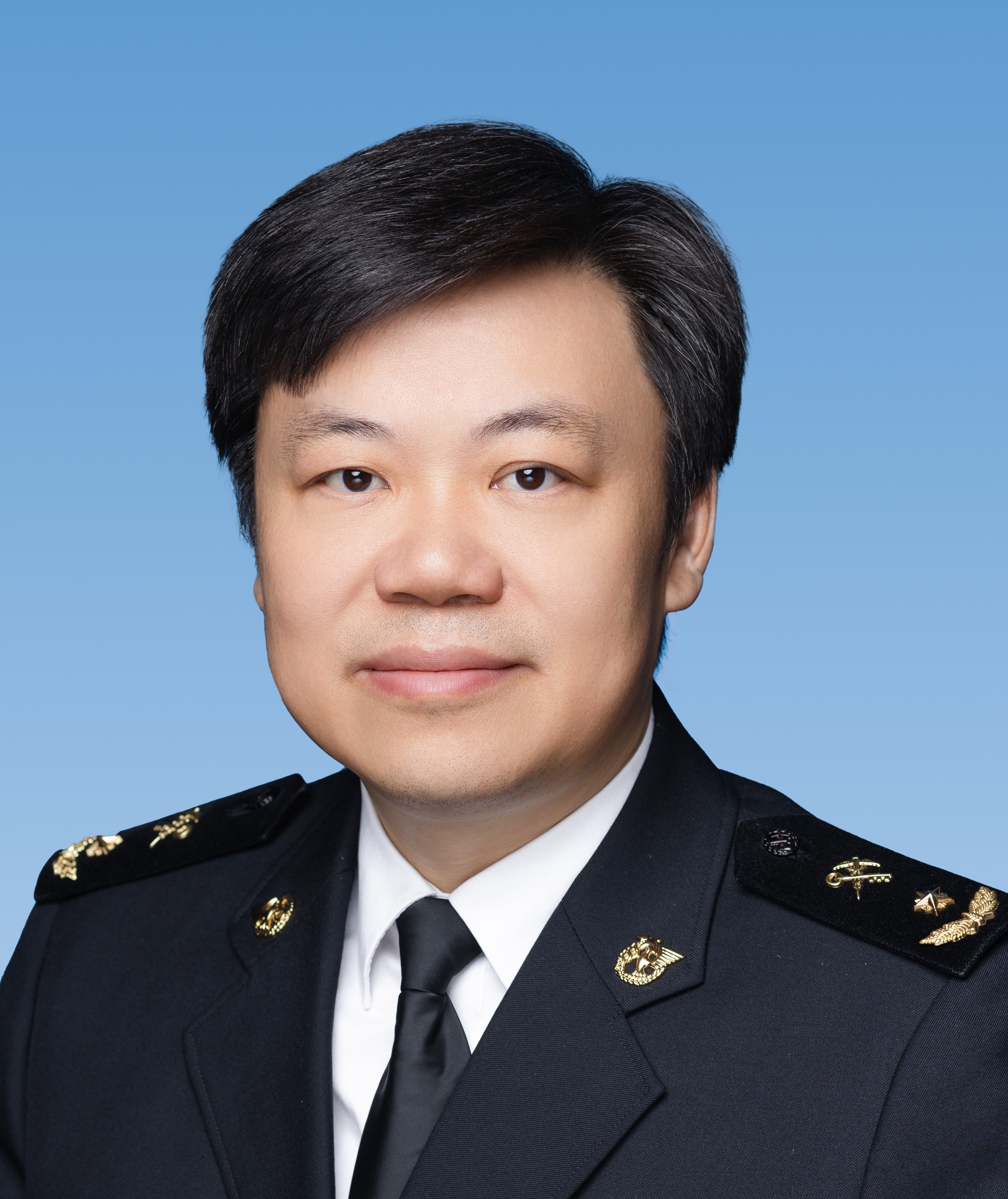 id="u9eoa9mip8wr">现任天津海关政治部主任,党委委员<