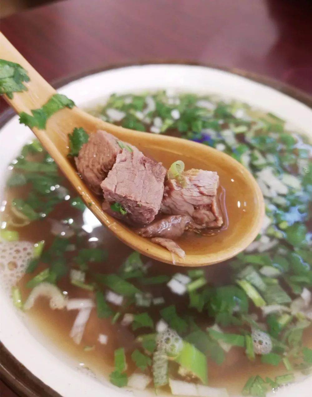  p>越式牛筋牛肉汤是一道家常菜,由牛肉为主要食材, a target="_blank