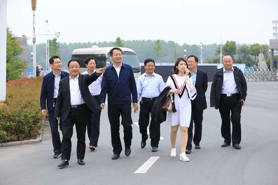 data-ctrid="syjytc5s35fq">吕述国,男,汉族,1966年11月生,河南省光山