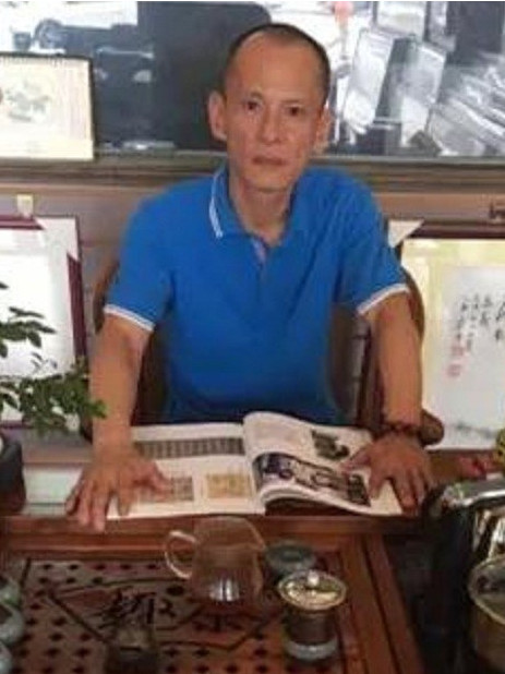  p>杨文杰,中山人,1970年生,写实派画家,自幼受伯父的影响,对中国画