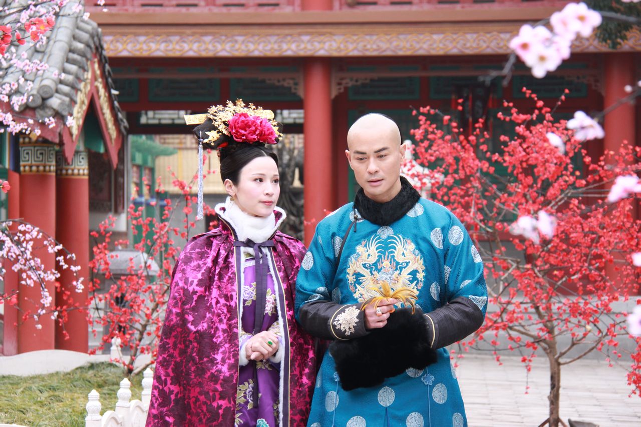 于浙江省金华市浦江县,毕业于浙江省艺术学院越剧表演班,中国女演员