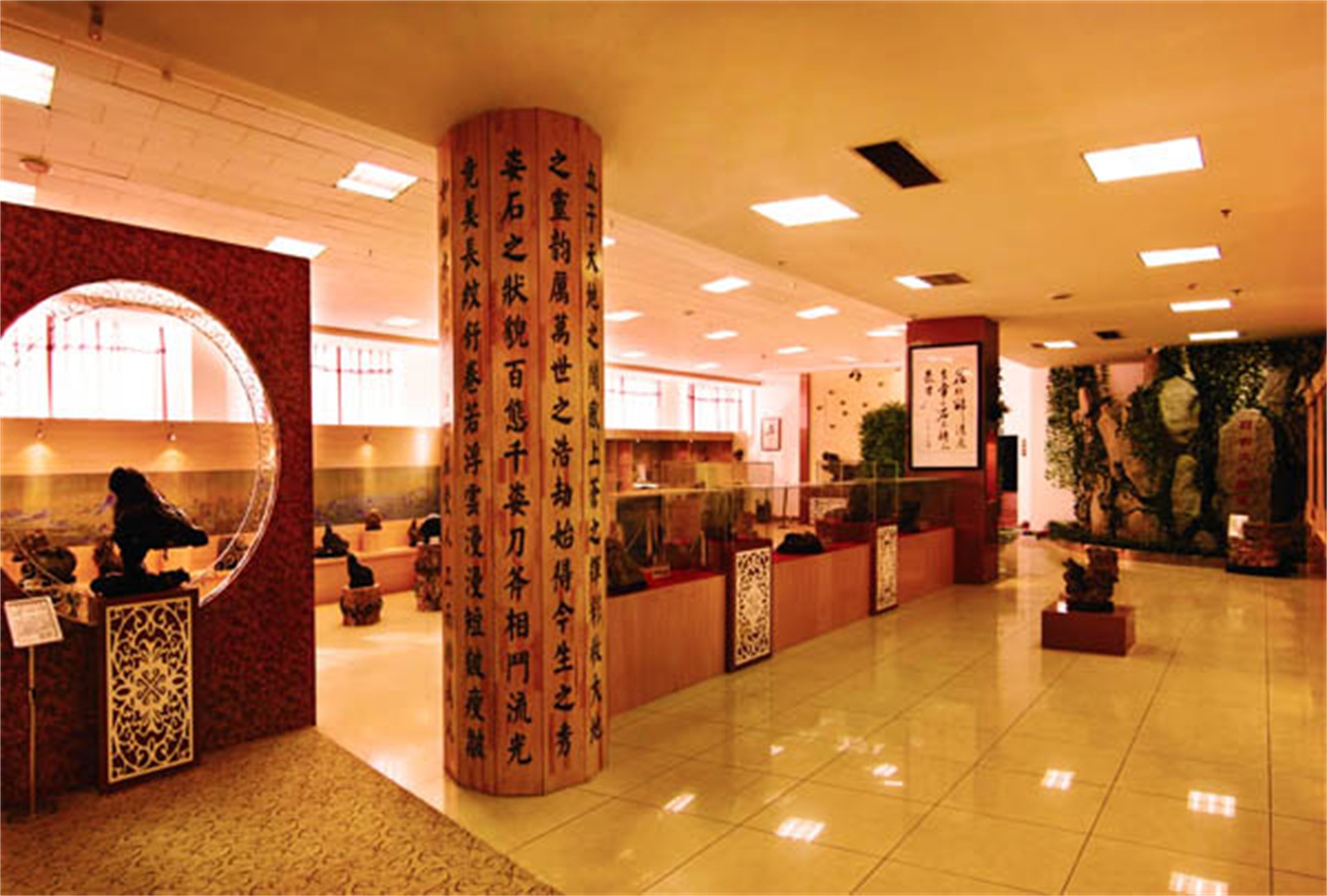 (harbin university of commerce)位于黑龙江省哈尔滨市,简称"哈商大