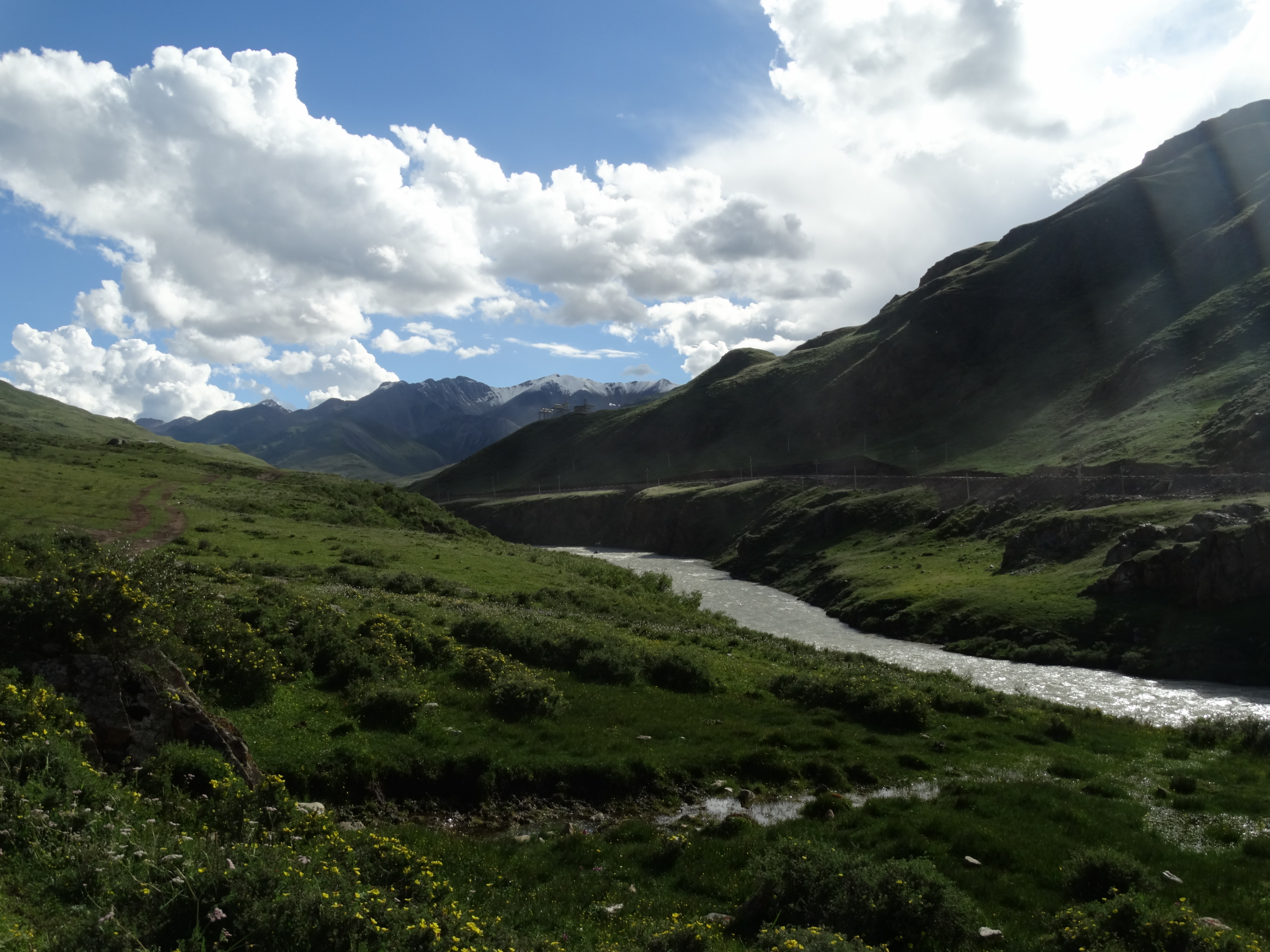 隶属于西藏自治区那曲市 a target="_blank" href="/item/巴青县