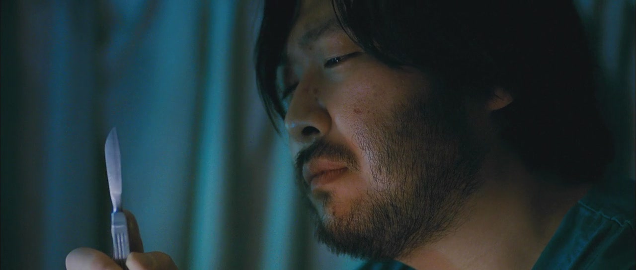  p>《孤胆特工》是由 a target="_blank" href="/item/李桢凡/4382911