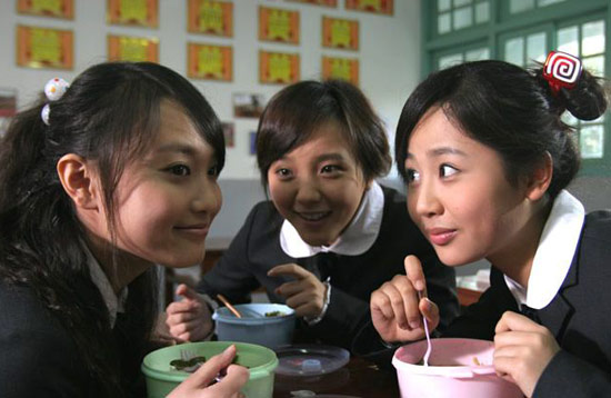  p>《女生日记》是由 a target="_blank" href="/item/中国电影集团