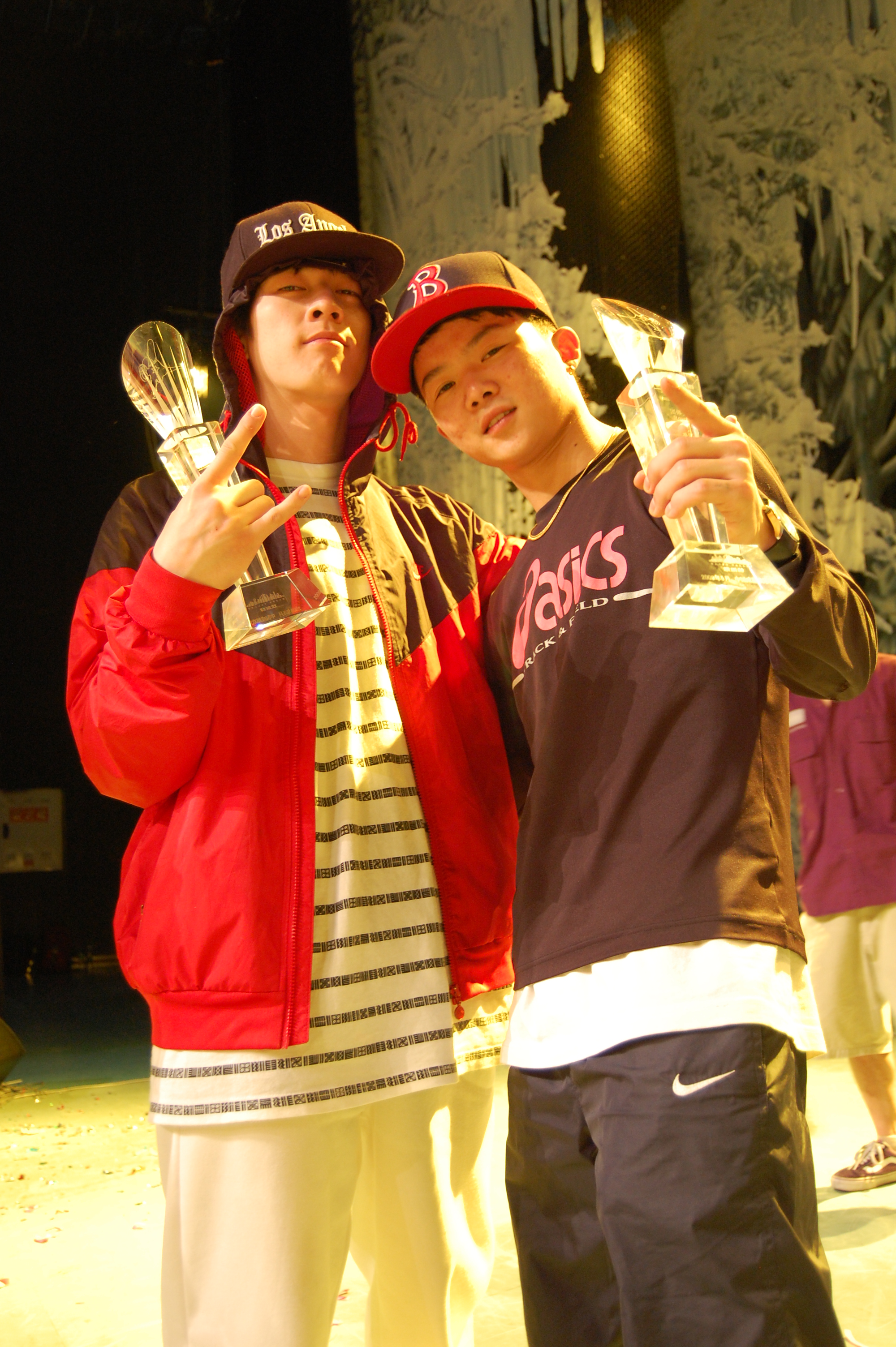 成都星空间成员,1988年10月29日出生在四川成都,舞林争霸一期十强选手