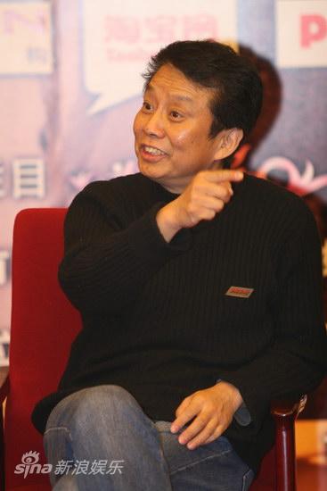  p>黄建新,1954年6月14日出生于陕西省西安市,毕业于 a target="
