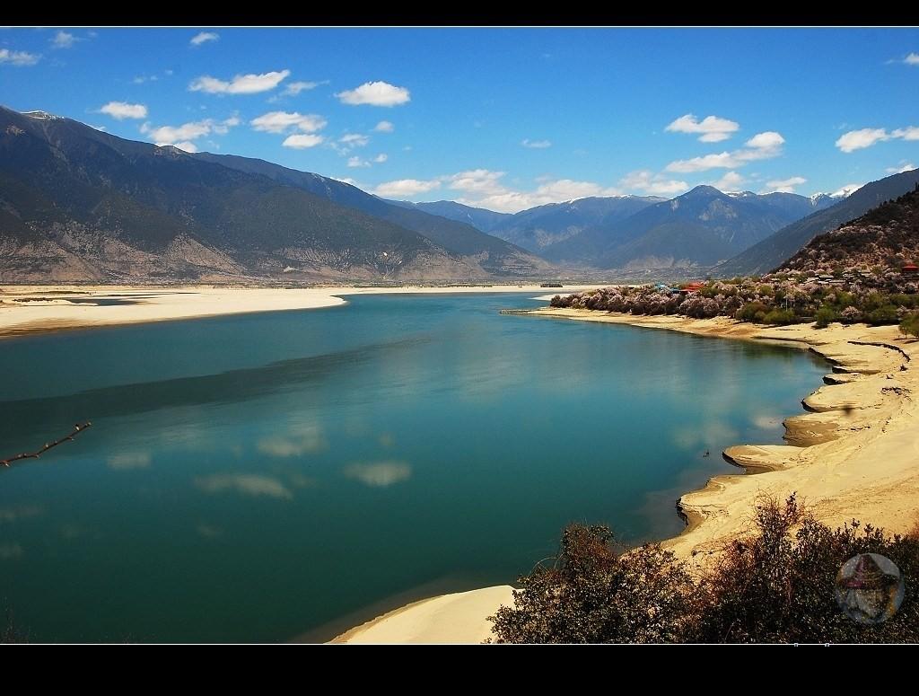 雅鲁藏布大峡谷