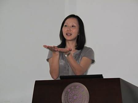 鲍哲楠在清华大学演讲