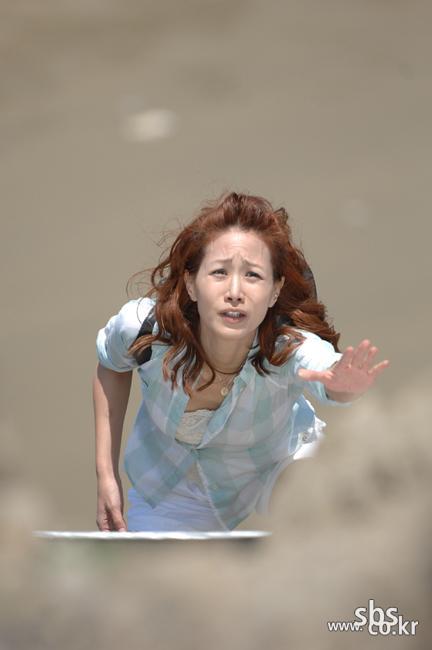  p>申恩庆(         ),1973年2月5日出生于韩国首尔,毕业于 a target=