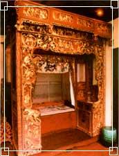  p>土家族的家具,又称"牙床".