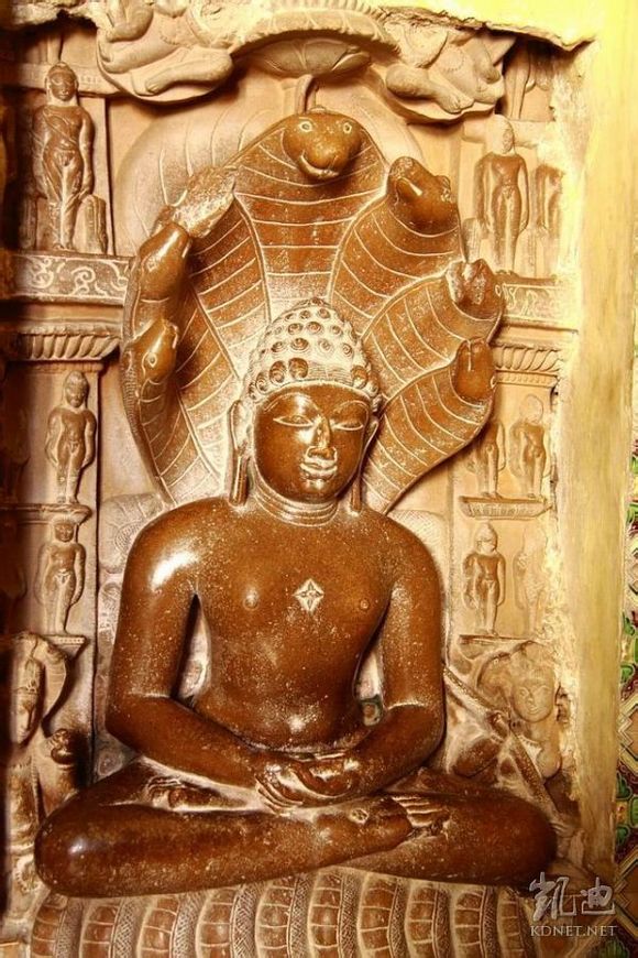  p data-id="go085gqvvn">舍沙(梵文:         ,shesha),又称阿难陀龙