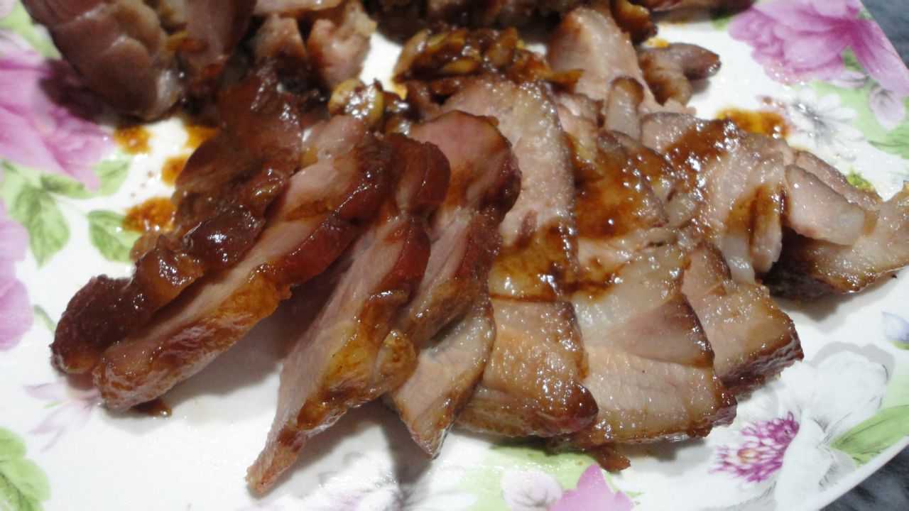  p>以梅头肉,叉烧酱为主料的菜品. /p>