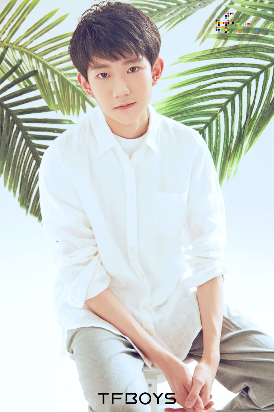  p>《小精灵》是由 a target="_blank" href="/item/tfboys">tfboys 