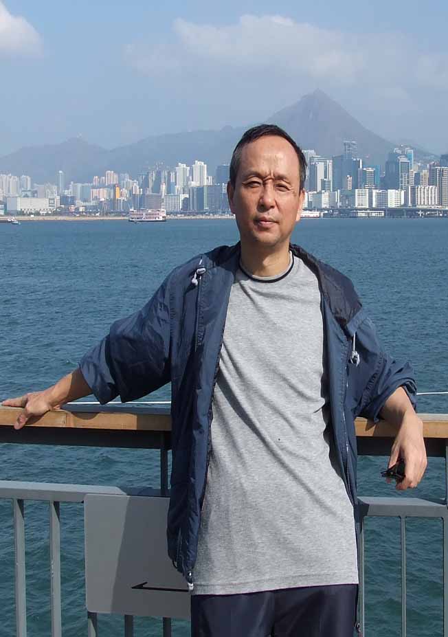刘清平