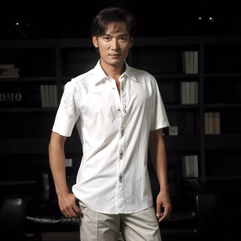  p>焦恩俊,1967年11月7日生于中国台湾省嘉义市,中国影视男演员.