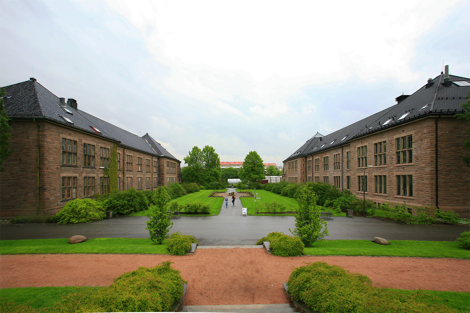  p>奥斯陆大学(挪威文:universitetet i oslo)是 a target="_blank"