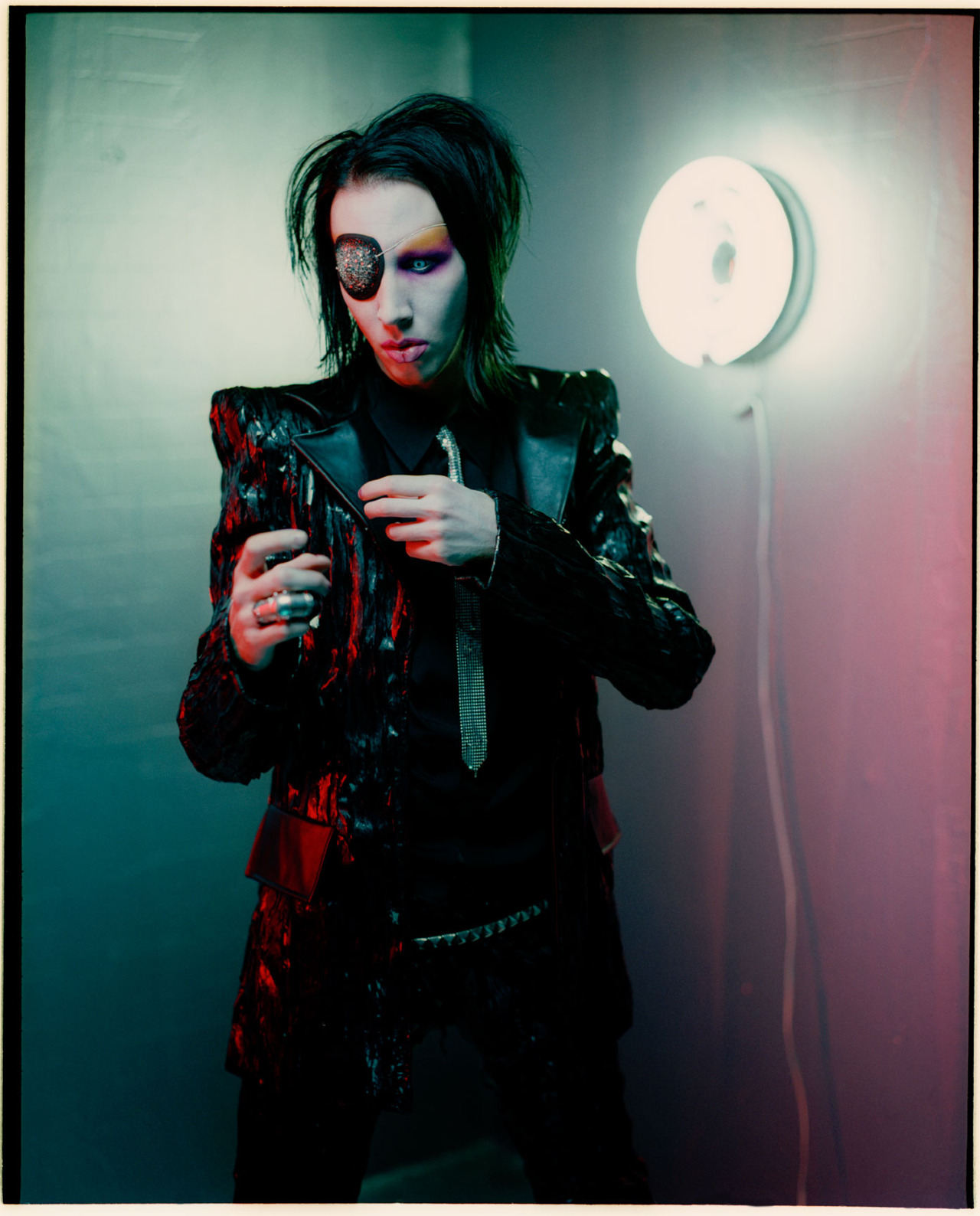  p>玛丽莲·曼森(marilyn manson),1969年1月5日出生于美国 a target=