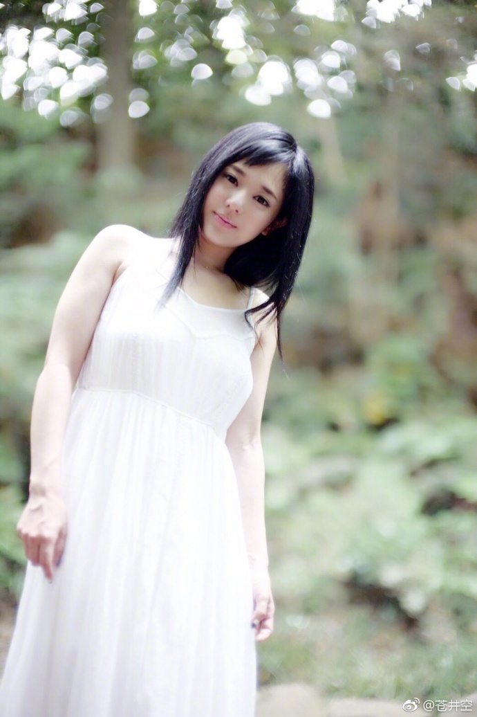 苍井空,1983年11月11日出生于 a target="_blank" href="/item/日本