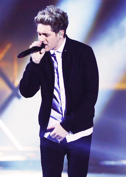 霍兰(niall horan),1993年9月13日出生于爱尔兰韦斯特米斯郡马林加