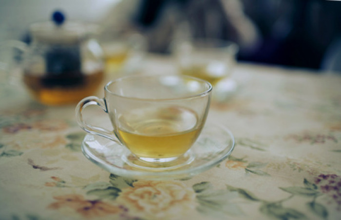  p>日本清茶是一款养生茶疗,主要成分有煎茶及绿茶 等,内含维他命c,是