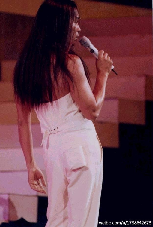 张国荣热·情演唱会