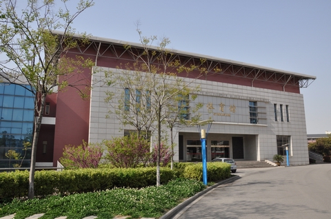 宜兴市实验中学