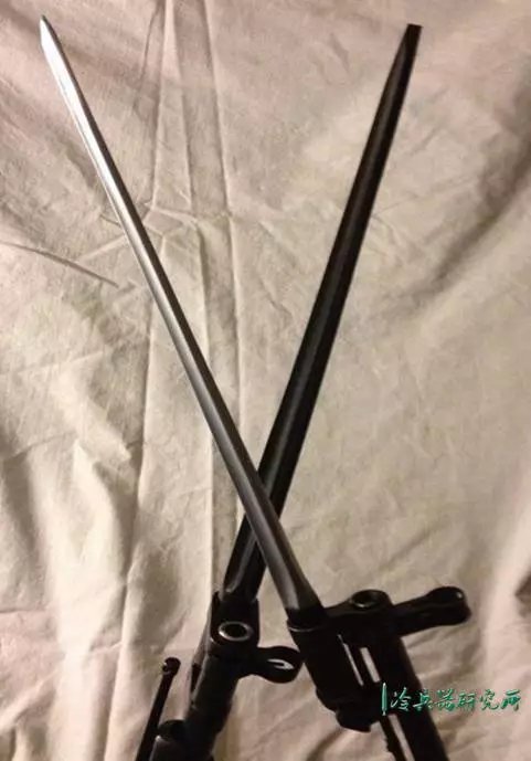 三棱军刺竟然也是自古以来？细说中国古代的三棱刺型武器_百科TA说