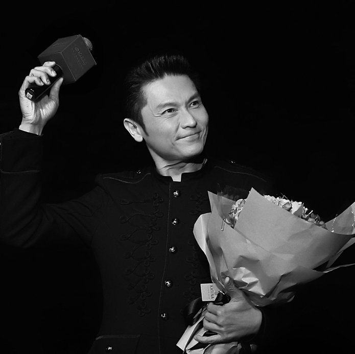  p>关礼杰,1962年2月5日生于中国香港,中国香港男演员,歌手.