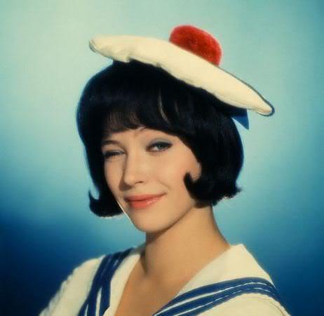  p>安娜·卡里娜 i>(anna karina,1940年9月22日-2019年12月14日) /i>