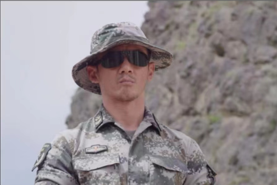 男,青春军旅剧 a target="_blank" href="/item/《雪域雄鹰》