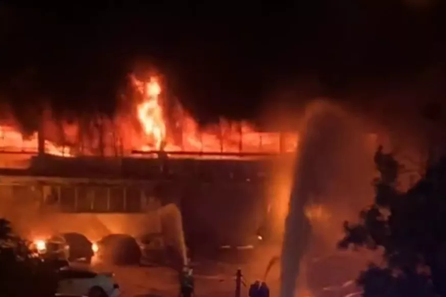 2020年8月11日广州汽配城店铺火灾事故