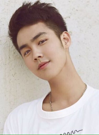  p data-id="gnbi93bntw">于非凡,原名于了一,1996年10月7日出生于 a