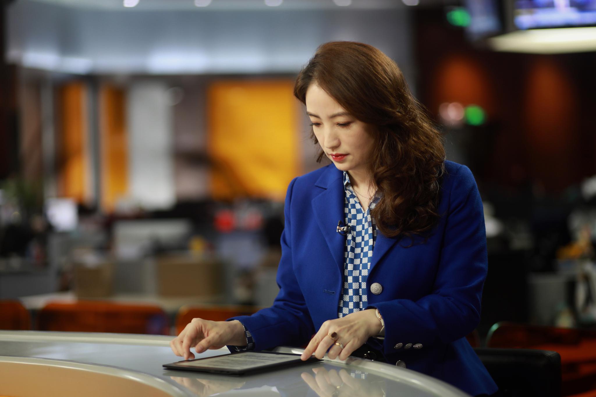 杜兰,女,系统工程博士,管理学博士后,教授级