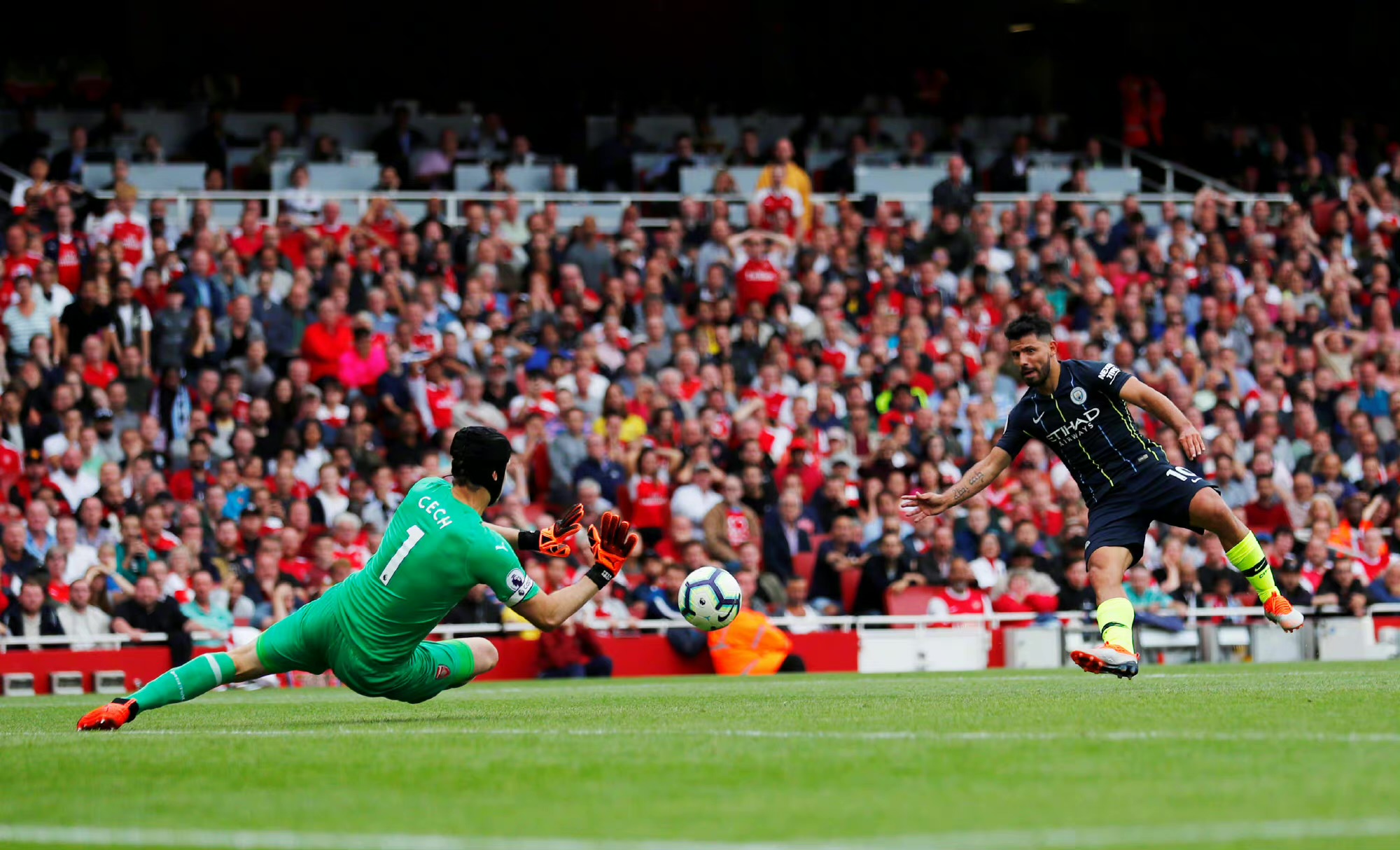  p>彼得·切赫(petr cech),1982年5月20日生于 a target="_blank"