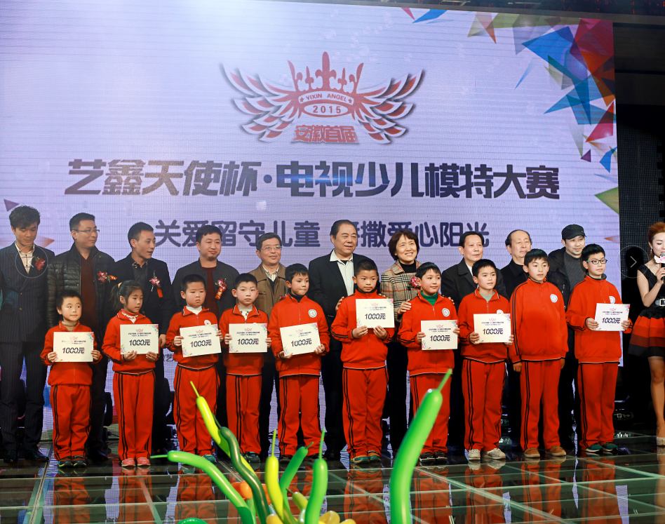 李伦坤