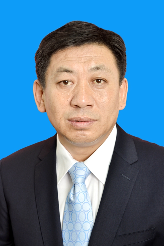 韩雄