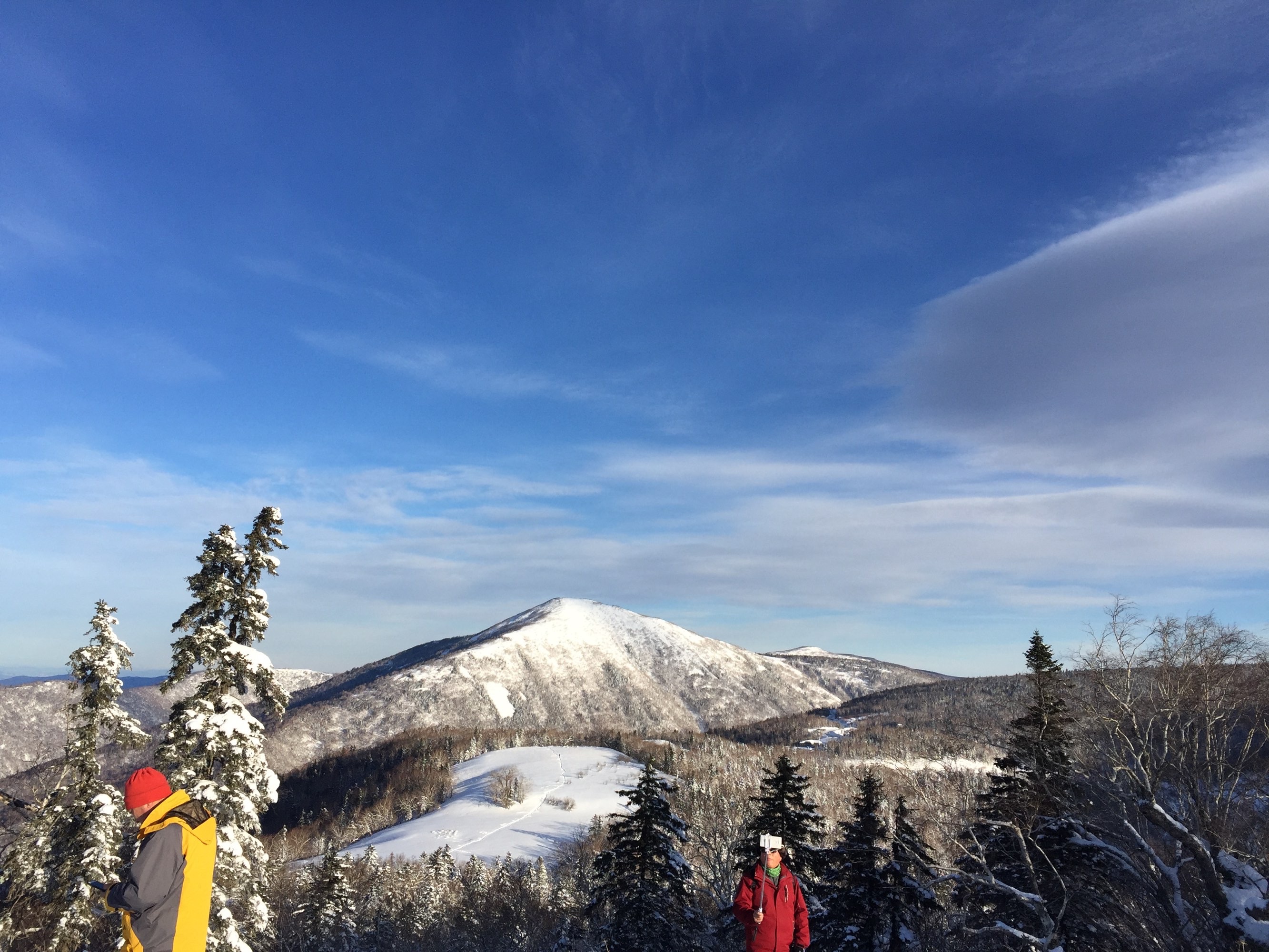  p data-id="tggylbbilumh">小秃顶子,属长白山脉 a target="_blank"