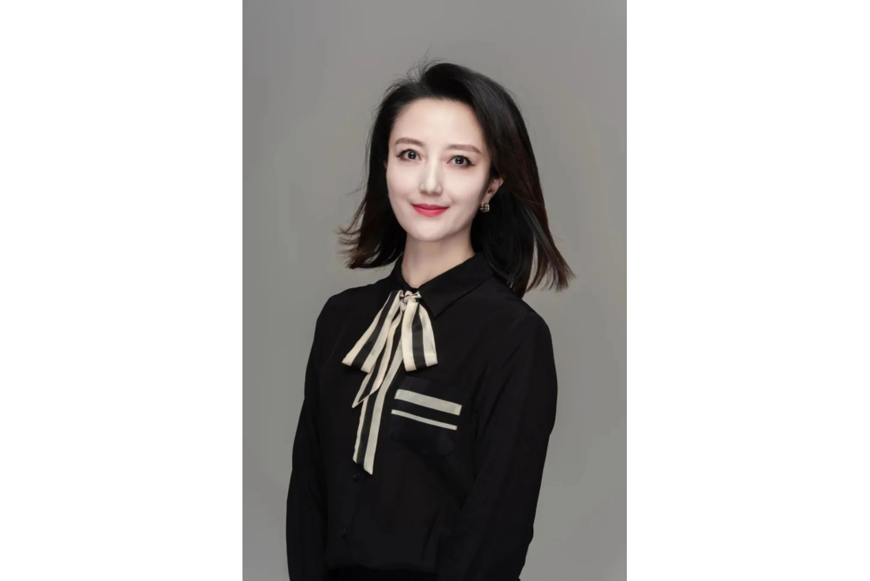  p data-id="thfkd9mc0wtq">罗怡,女, 汉族, 绵竹市融媒体中心(绵竹市