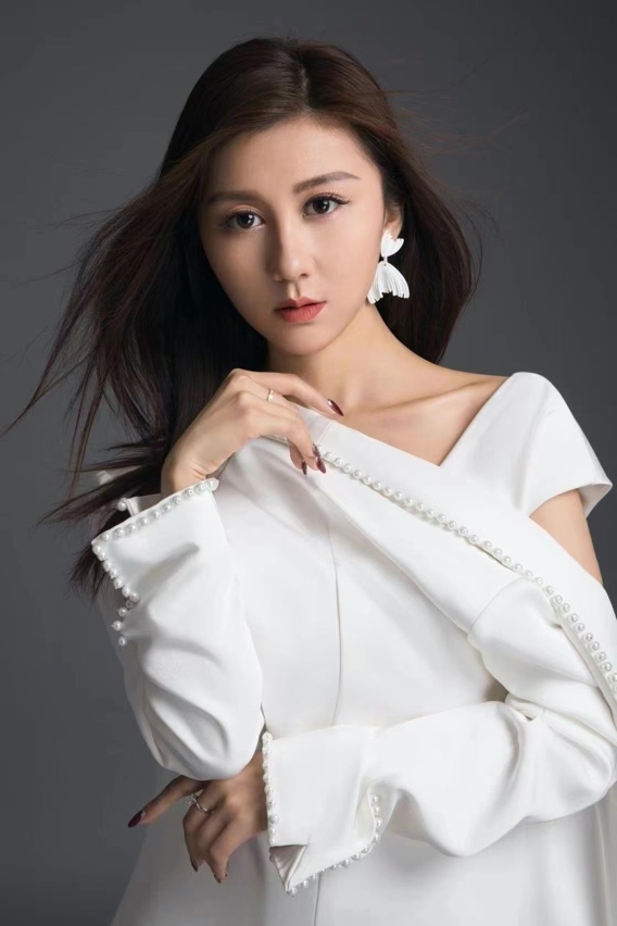  p data-id="uam9wnsrosaz">徐小米,1994年出生于临沂市平邑县一个