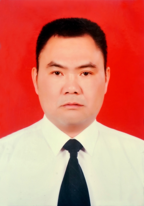  p>董志慧,男,汉族,1972年1月出生,临海杜桥人,1992年8月参加工作