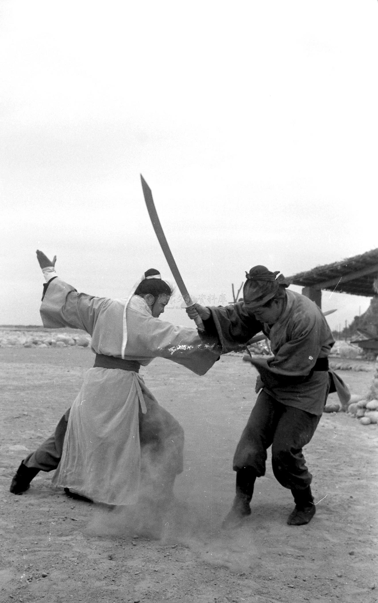  p>《龙门客栈》是由 a href="#" data-lemmaid="2278800">胡金铨 /a>