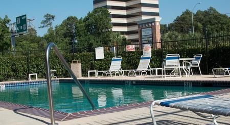 休斯顿红屋顶客栈 - 伊奥机场