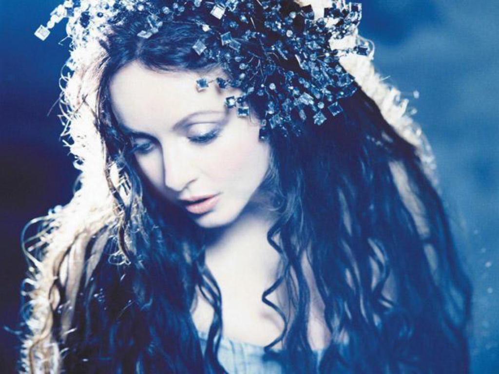  p>莎拉·布莱曼(sarah brightman),1960年8月14日出生于英国伯肯斯特