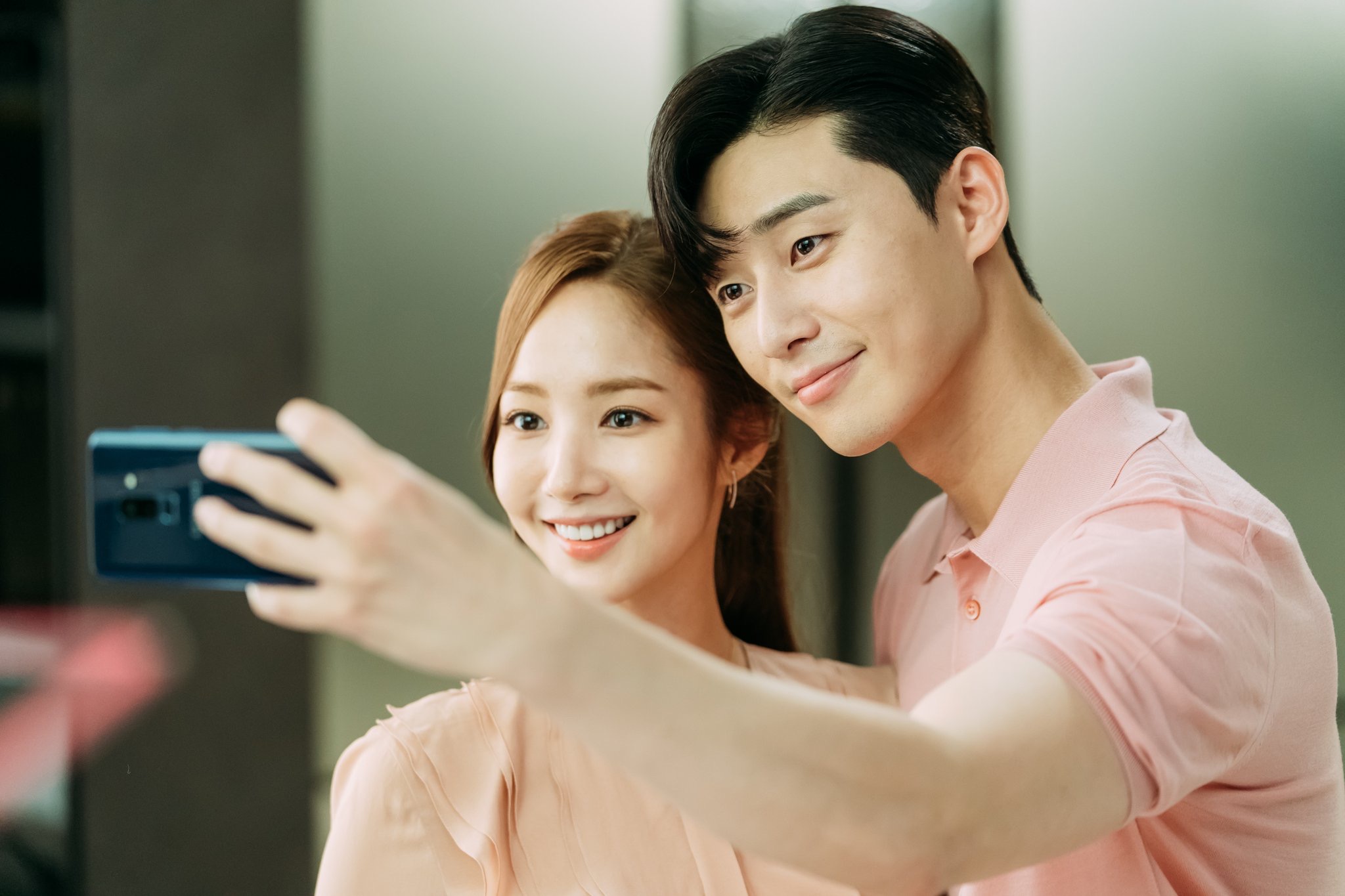  p>金美笑,女,2018年韩剧《 a target="_blank" href="/item/金秘书